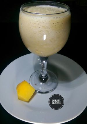 A picture of Mixed fruits milk shake.