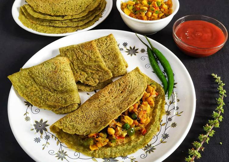 Everything You Wanted to Know About Stuffed Moong Cheela