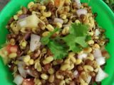 Sprouted lentils alu chat