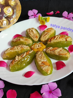 परवल का मिठाई (Parwal ka mithai recipe in Hindi) रेसिपी मुख्य फोटो