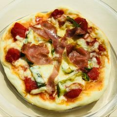 A picture of Pizza Parma.