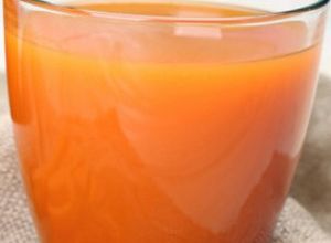 Sárgarépás-gyümölcs turmix 🥕🍏🍎🍌🍊🧃🧋🥤 recept fotója