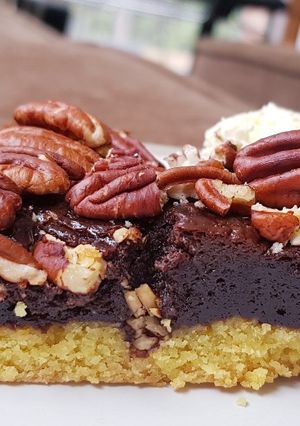 A picture of Low Carb Chocolate Pecan Pie.