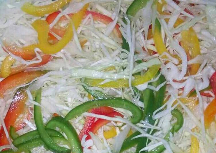 Recipe of Super Quick Homemade Cabbage and Greenpepper Salad