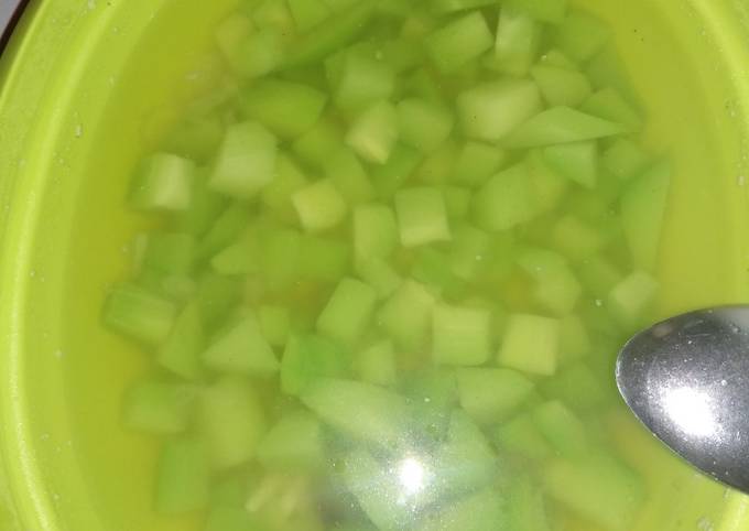 Resep Sayur Bening Labu Siam Anti Gagal