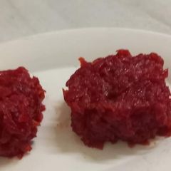 A picture of Beetroot burfi.
