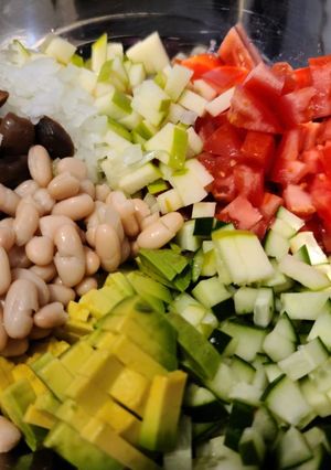 Una foto de Ensalada con legumbre y vinagreta