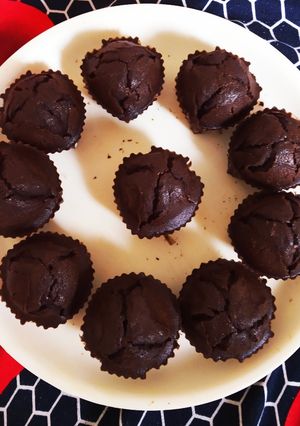 A picture of Chocolate Cupcakes.
