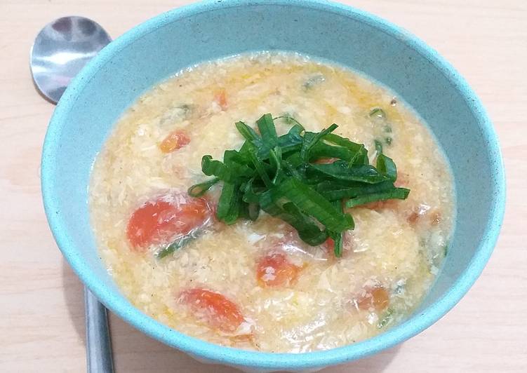 Chinese dish : tomato egg soup (番茄蛋汤)