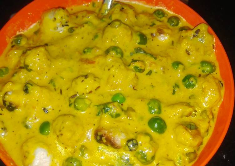 Makhana matar