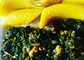 How to Prepare Appetizing Boiled plantain with stir fry chicken vegetable sauce