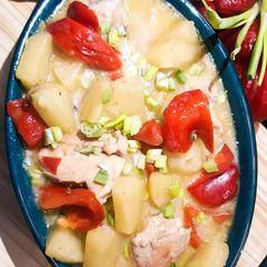 A picture of Pineapple Chicken.