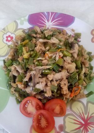 Foto resep Tumis belalo /bunga bawang pindang tongkol