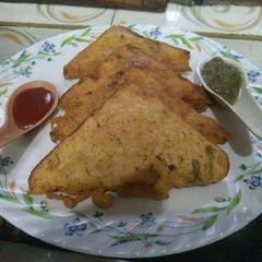 Bread pakora stuff with Paneer A picture of Bread pakora stuff with Paneer.