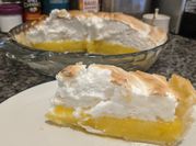 A picture of lemon pie