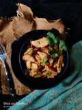 અળવી ફ્રાઈસ (Arvi Fries Recipe In Gujarati)