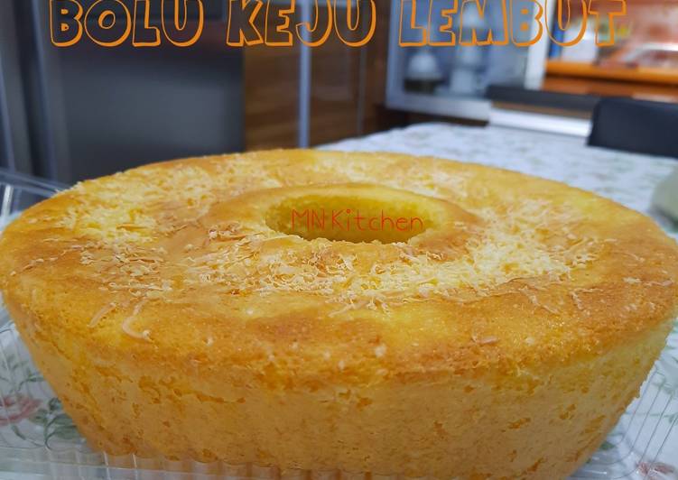 8 Langkah Cara Membuat Bolu Keju Lembut Yang Mudah 8 Langkah Cara Membuat Bolu Keju Lembut Yang Mudah