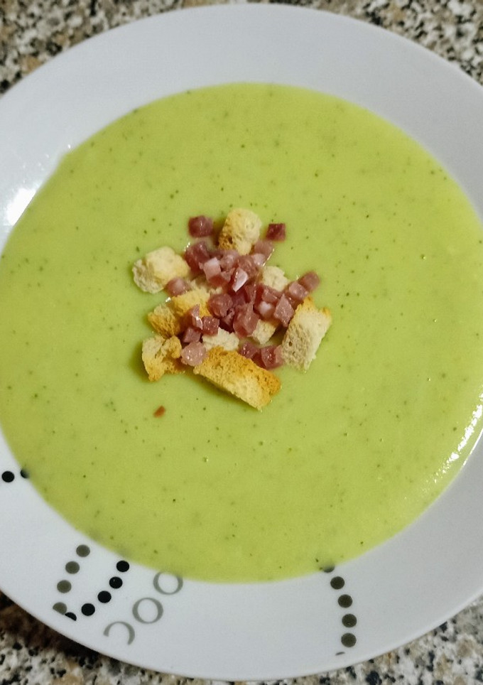Una foto de Crema de calabacín