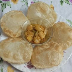 A picture of Luchi.