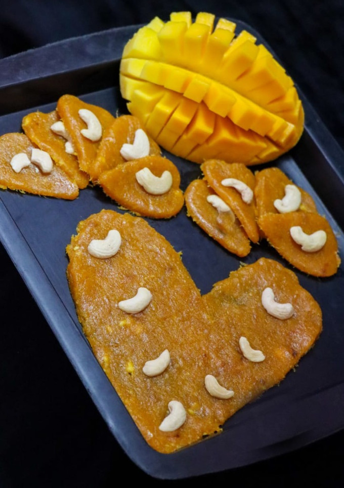 மேங்கோ கத்லி செய்முறை முக்கிய புகைப்படம்