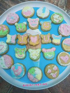 Foto resep Happy Cookies with Royal Icing