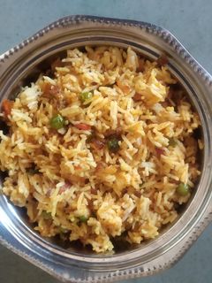 બિરયાની(Biryani Recipe in Gujarati) રેસીપી મુખ્ય ફોટો