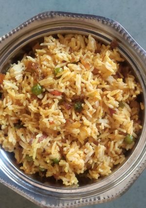 બિરયાની(Biryani Recipe in Gujarati) રેસીપી મુખ્ય ફોટો