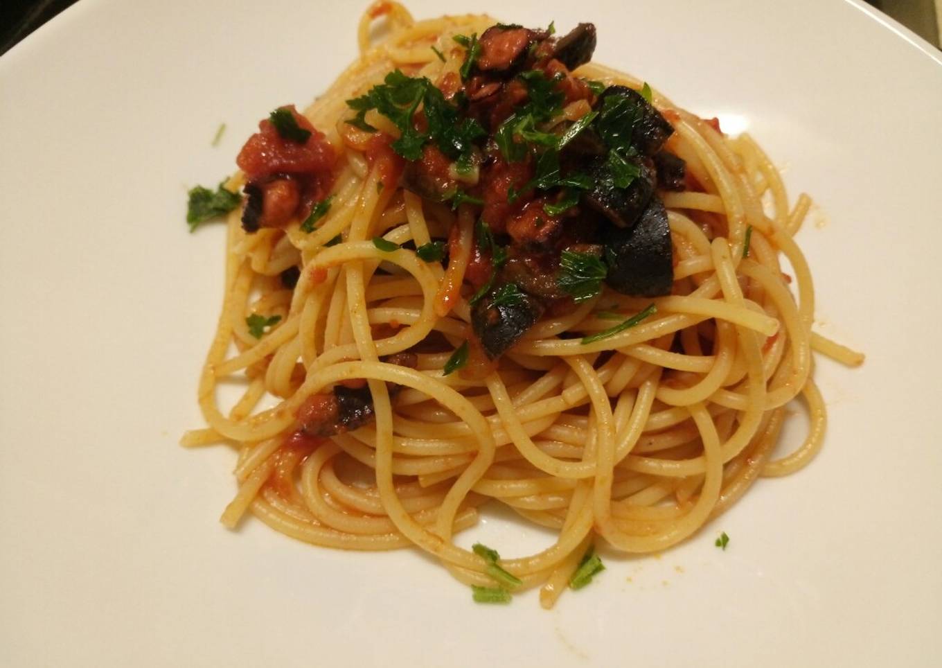 Spaghetti Polpo alla putanesca