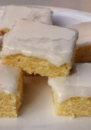 Una foto de Lemonies (brownies de limón) 🍋😍