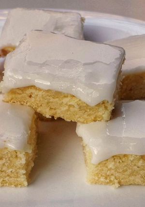 Una foto de Lemonies (brownies de limón) 🍋😍