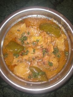 गोभी आलू की सब्जी (gobi aloo ki sabzi recipe in Hindi) रेसिपी मुख्य फोटो