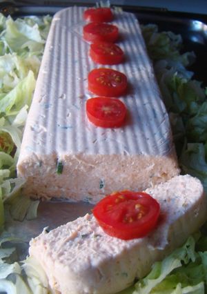 Una foto de Terrine de Salmon Rosado
