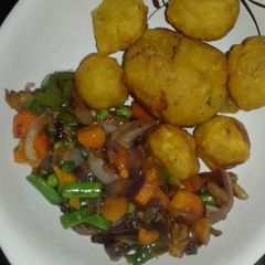 A picture of Plantain balls.