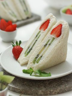 Foto resep Fruit Sando/Fruit Sandwich