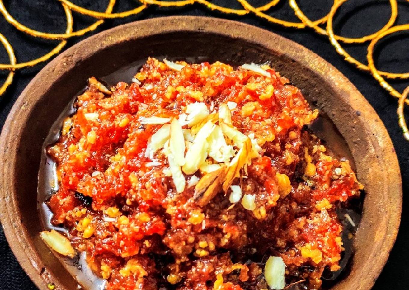 Creamy Carrot halwa without mawa,ghee or milk