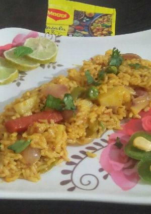 મેગી મસાલા પુલાવ (Maggi masala pulao recipe in gujarati) રેસીપી મુખ્ય ફોટો