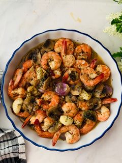 Foto resep Garlic, Butter, Prawn & Masroom