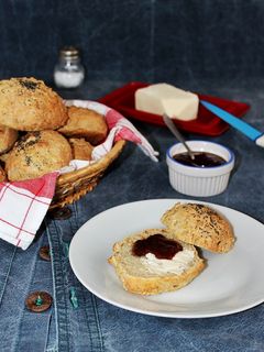 Zabpelyhes zsemle recept fotója