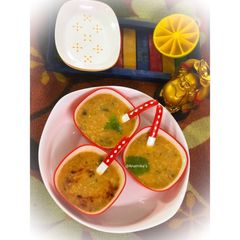 A picture of Chinese: Tomato Egg Drop Soup.