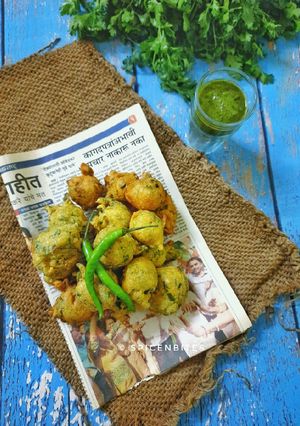 मेथी गोटा (methi gota recipe in Hindi) रेसिपी मुख्य फोटो