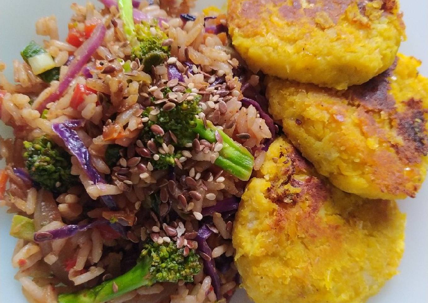 Arroz con vegetales al estilo oriental 🥢