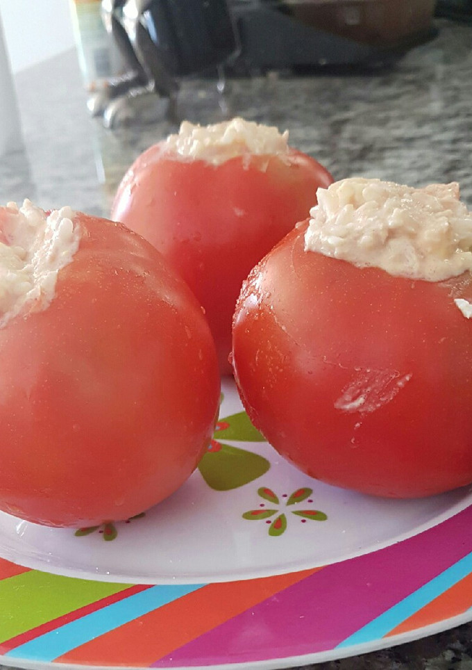 Una foto de Tomates rellenos a mi manera