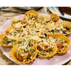 A picture of Canape chaat.