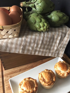 Una foto de Pastelitos soufflé de alcachofas