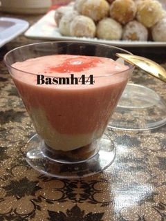 صورة لوصفة حلى كاسات بالفراوله