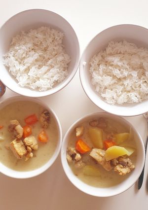 Hình của món Cari gà.