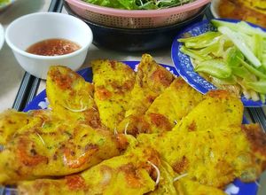 Hình của món Bánh xèo tôm đất.