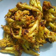 A picture of ফুলকপি ভাজা.