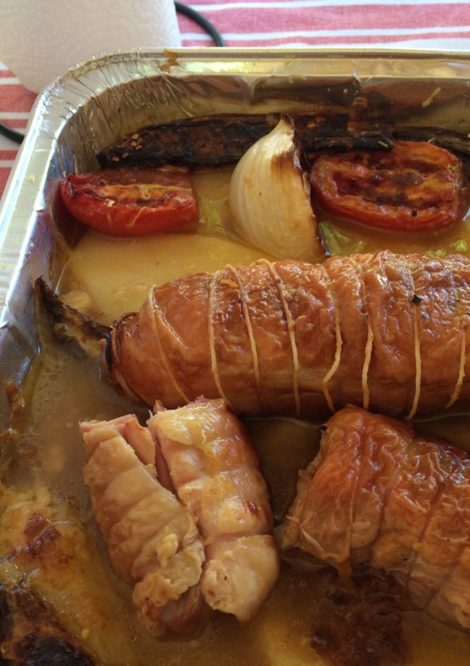 Una foto de Pollo relleno con jamón y queso