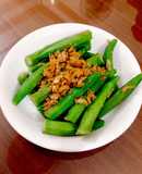 Đầu bắp xào tôm khô